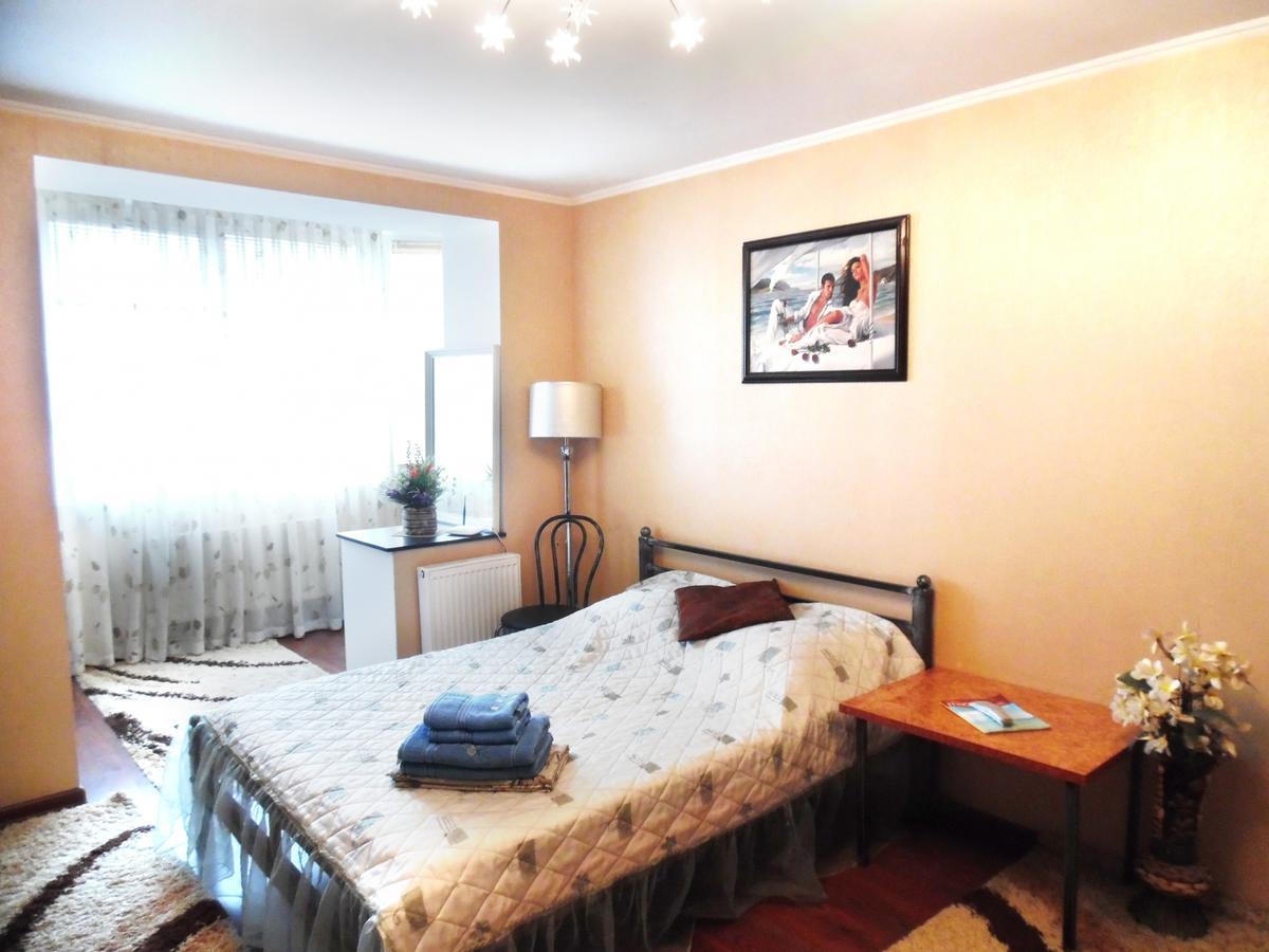 Заречанская 57/1 Khmel'nyts'kyy Exterior photo